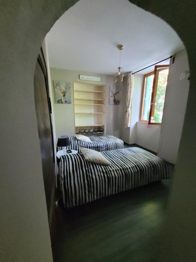 세러스 La Reyniere B&B 외부 사진