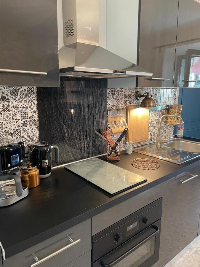 세러스 La Reyniere B&B 외부 사진