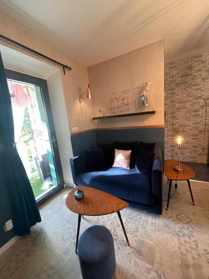 세러스 La Reyniere B&B 외부 사진